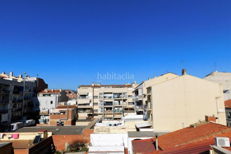 Dúplex  en venda a ca naurell en Ca n'Aurell Terrassa