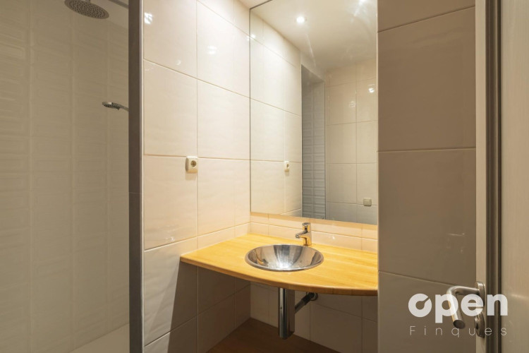 Pius XI, de, Vallparadu00EDs - Antic Poble de Sant Pere