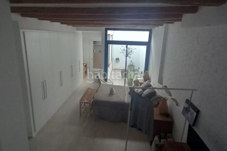 Casa adosada casa en venta , can aurell. a 5 minutos centre en Terrassa
