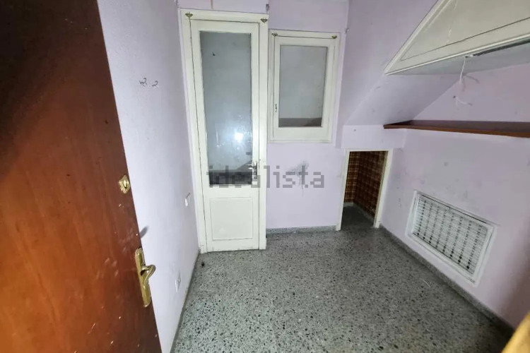 Chalet pareado en carretera de Castellar