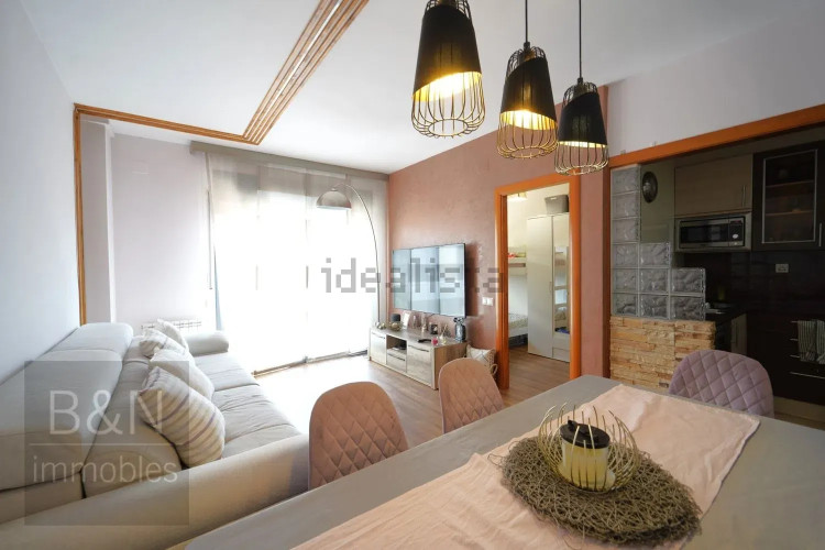 DÚPLEX EN EXCLUSIVA CON TERRAZA PRIVADA Y PLAZA DE GARAJE – UN HOGAR PARA VIVIRLO