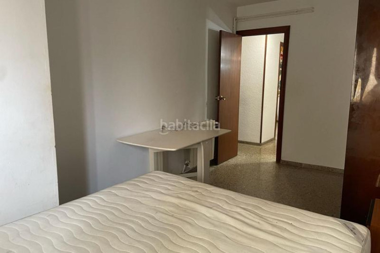 Piso pis 3 habitacions en Cementiri Vell Terrassa