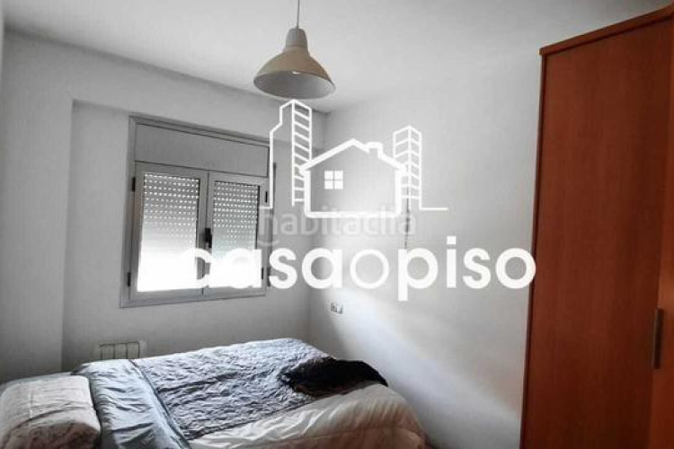 Dúplex  seminuevo en ca nanglada, 2 dormitorios, 2 baños, terraza de 15m y garaje. buena ubicación y vistas despejadas. ven a visit en Terrassa