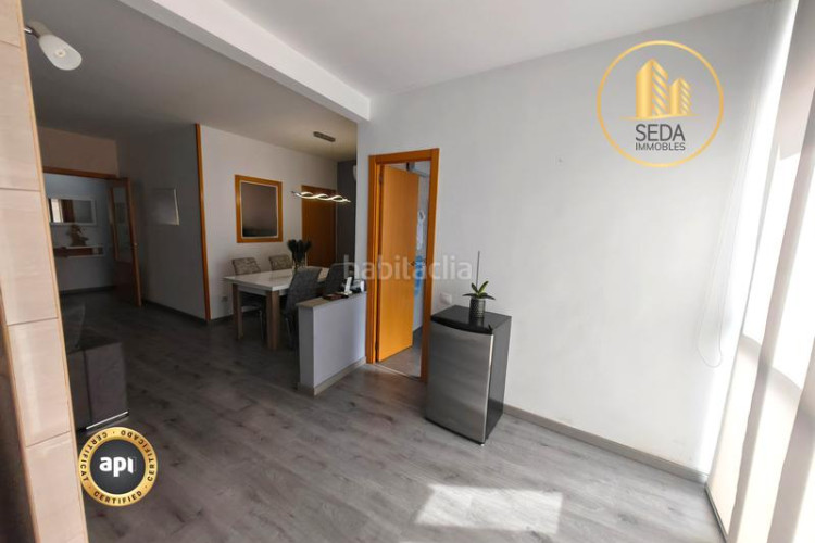 Casa dos viviendas independientes en una sola casa en la gripia – les arenes en Terrassa