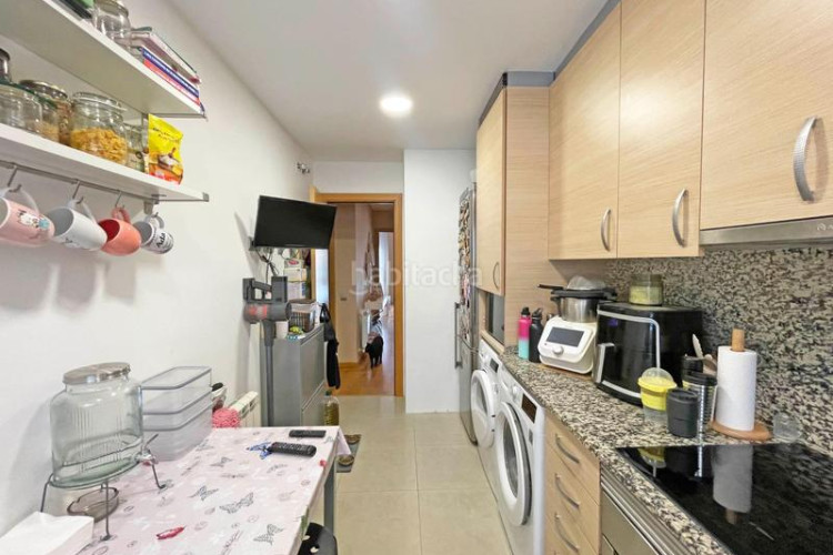 Piso  en venta en las arenasla grípia con plaza de párking y zona comunitaria en Terrassa
