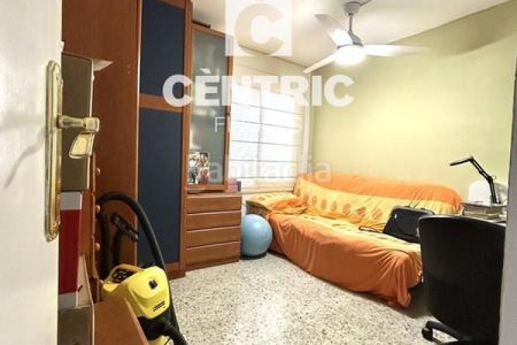 Piso torrent den pere parres, piso de 4habs. 2 wc en Terrassa