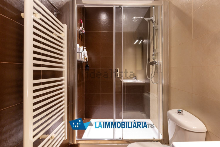 Dúplex en Barrio Ègara
