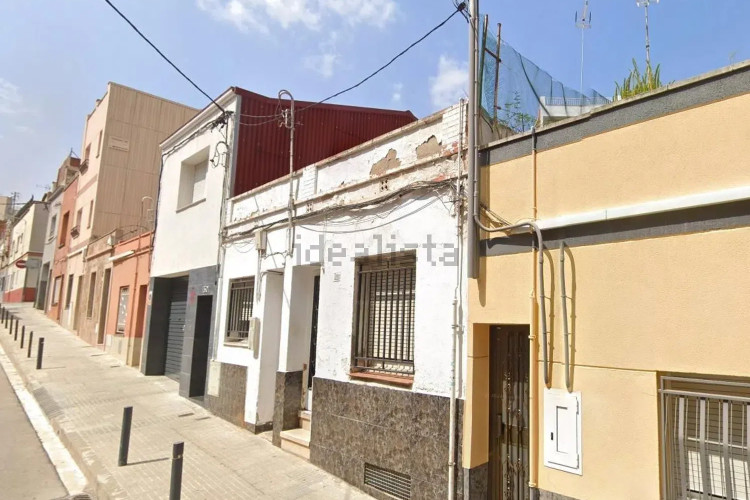 Casa independiente en Barrio Ca n'Aurell
