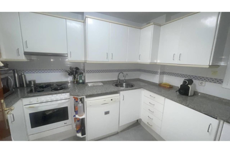 Mestre Serrat, Sant Pere