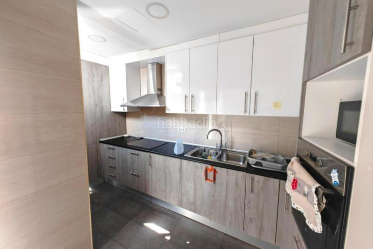 Casa  ideal para dos familias con gran patio y terraza en la gripia en Terrassa