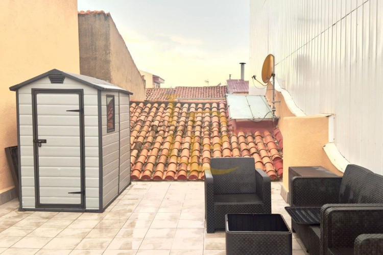Chalet adosado en venta en Calle de Solsona