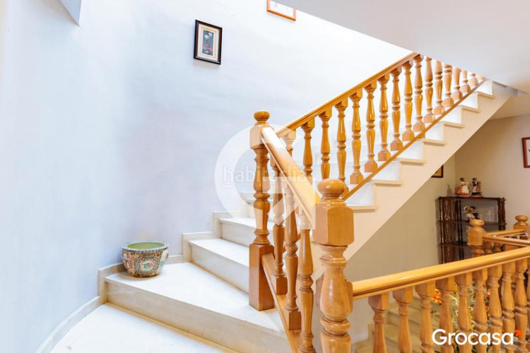 Casa amplia casa para dos familias en Les Arenes - La Grípia - Can Montllor Terrassa