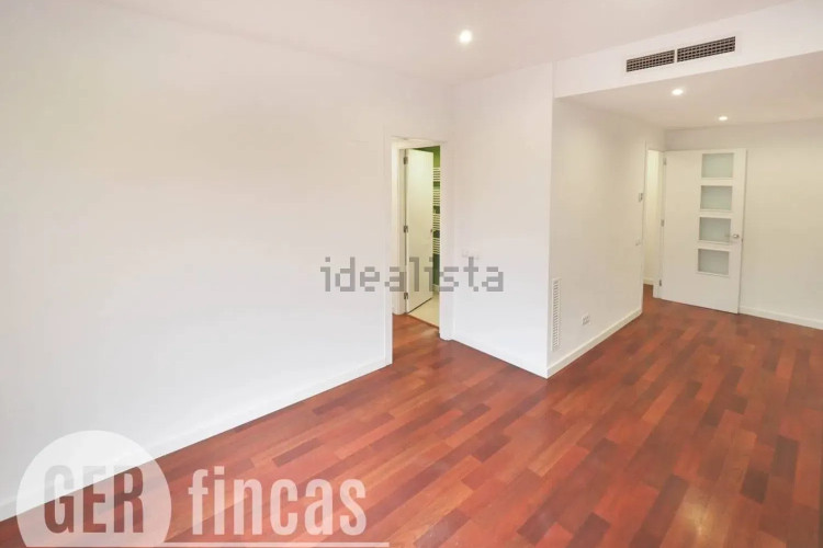 Dúplex en calle de Menéndez y Pelayo