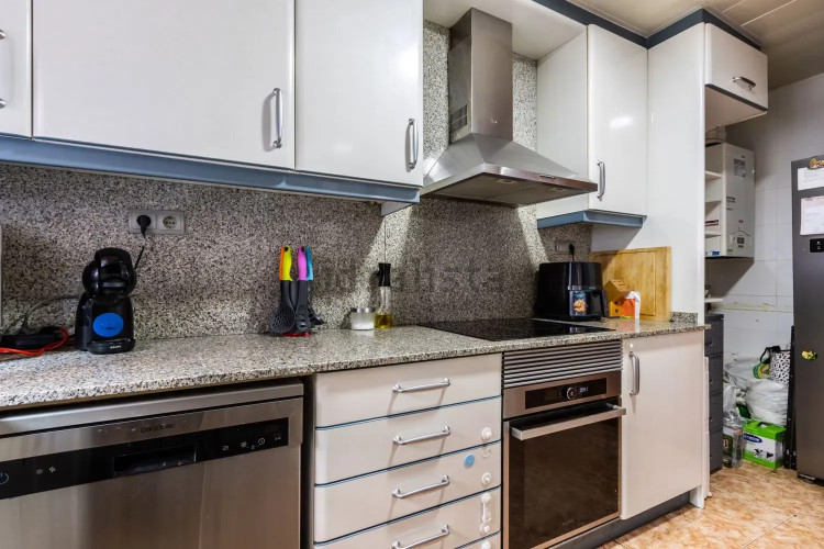 Piso en Barrio Les Arenes