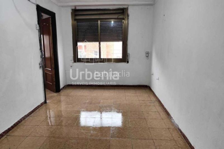 Piso oportunidad para reformar ! en Sant Pere Nord Terrassa