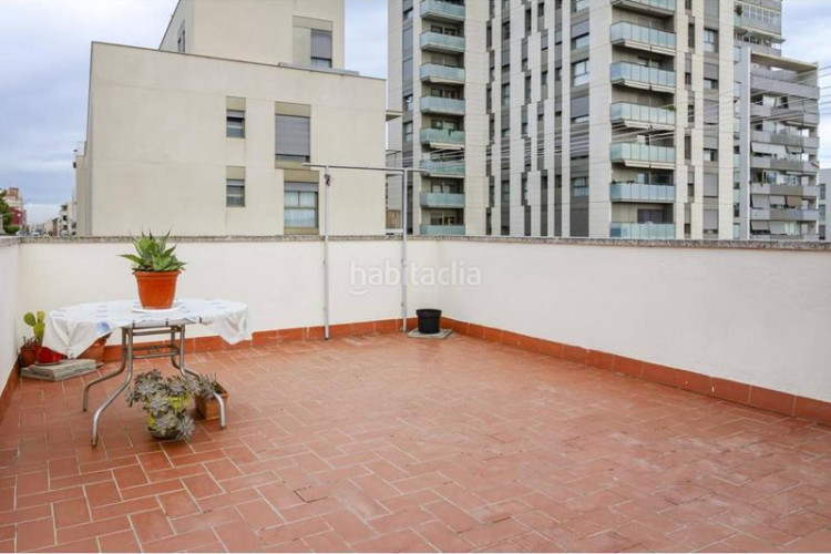 Dúplex duplex con gran terraza en Cementiri Vell Terrassa