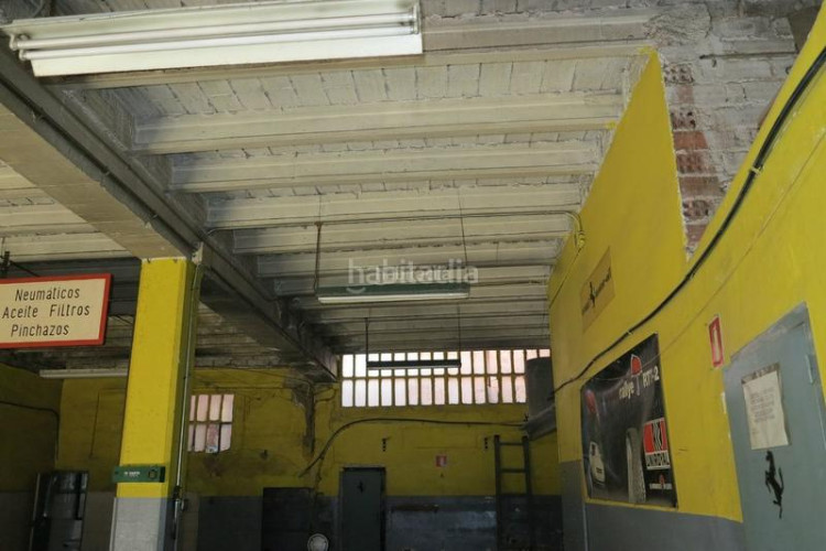 Casa en carrer mare de deu del mar local per a edificar en Terrassa