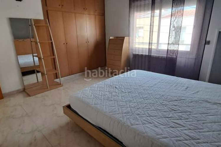 Casa el hogar que tu familia sueña te espera en can montllor! en Terrassa
