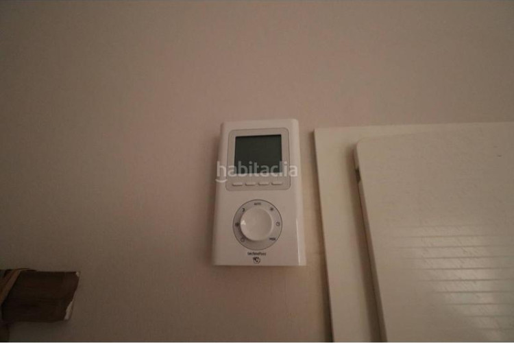 Piso escoles, acabado de reformar en Plaça Catalunya - Escola Industrial Terrassa