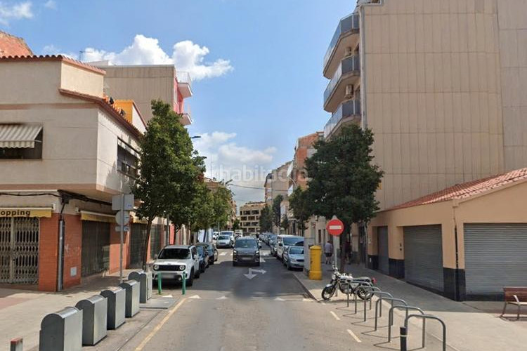 Piso  en calle ample en San Pere Terrassa