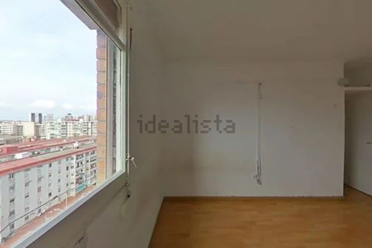 Piso amplio y luminoso en Sant Ildefons