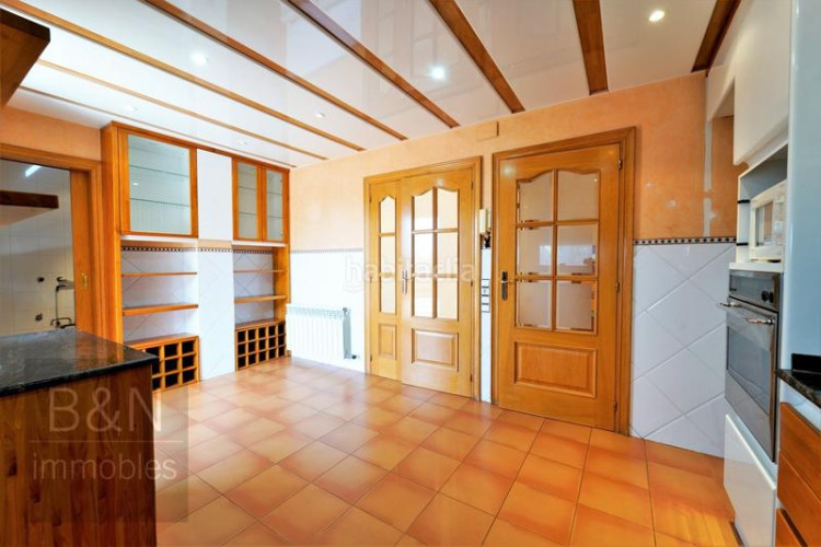 Chalet calidez y diseño en una casa señorial en la zona olímpica! en Terrassa