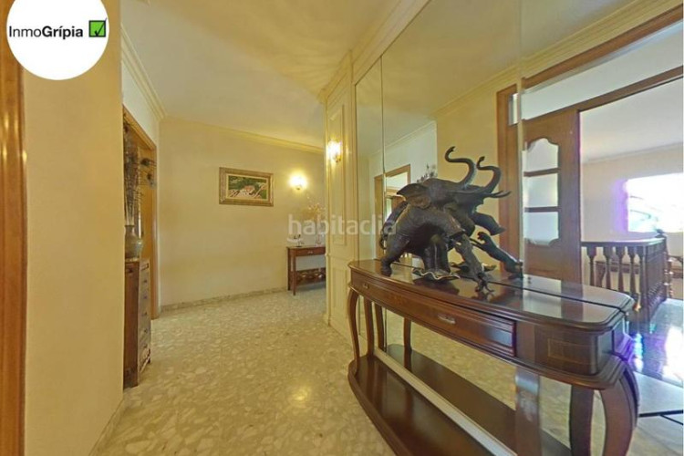 Casa  en venta en les arenescan montllorla grípia08227 en Terrassa