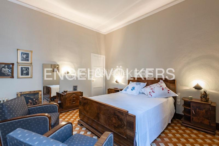 Apartamento vive en el corazón con historia, estilo y todo el confort actual en Terrassa