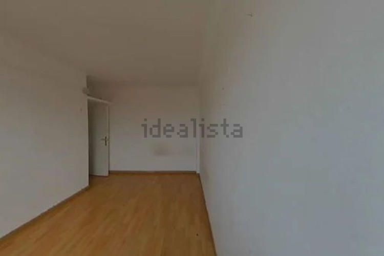 Piso amplio y luminoso en Sant Ildefons