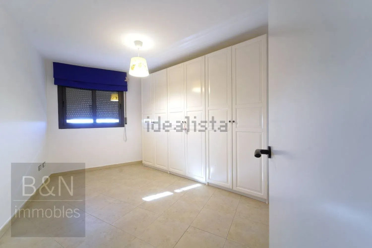 ¡Bienvenido al hogar de tus sueños! Este exclusivo dúplex es mucho más que una vivienda.