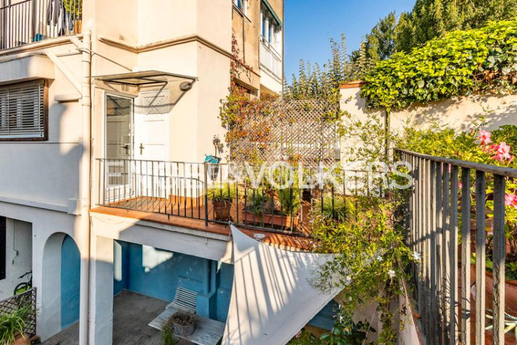 Apartamento vive en el corazón con historia, estilo y todo el confort actual en Terrassa