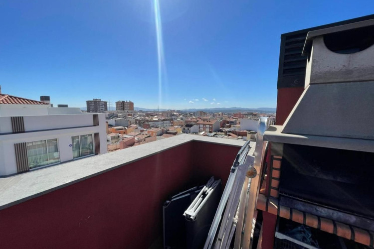 De Francesc Maciu00E0, Sant Pere Nord