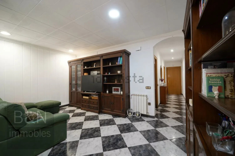Chalet adosado en Barrio Ca n'Anglada