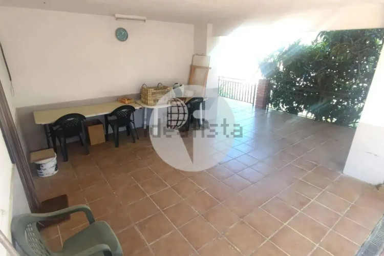 Casa independiente en calle del Camerun