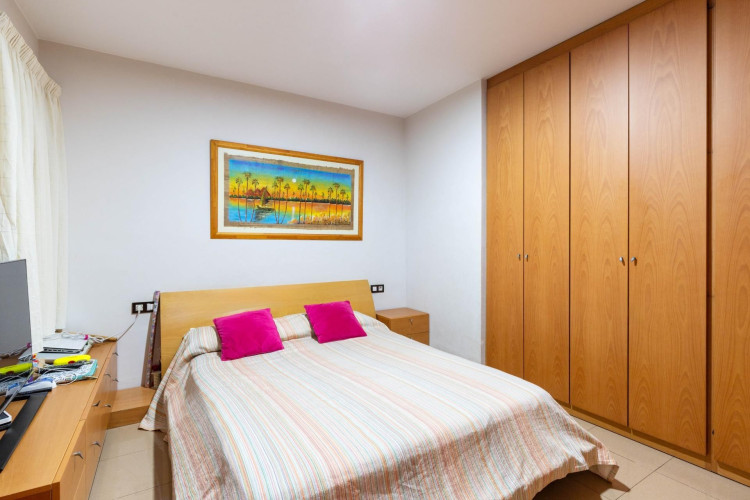 Carrer ARQ.PUIG I CADAFALCH,DE L, 12, Vallparadu00EDs - Antic Poble de Sant Pere