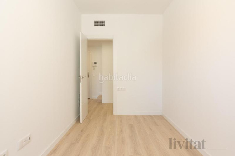 Dúplex en calle transversal 181 en San Pere Terrassa