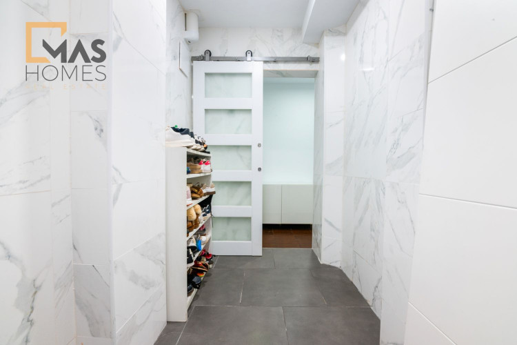 Carrer u010FEdison, La Cogullada