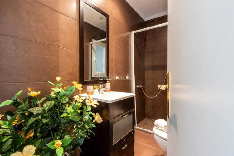Dúplex vivienda tipo dúplex de 2habs. + garaje + patio. zona Segle XX en Terrassa