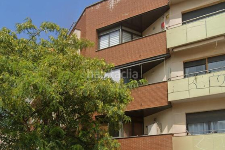 Piso en venta piso seminuevo 1 hab en ca n'aurell en Terrassa