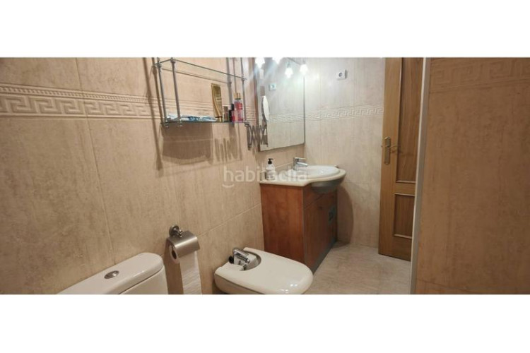 Piso  de 3 habitaciones con parking en Plaça Catalunya - Escola Industrial Terrassa