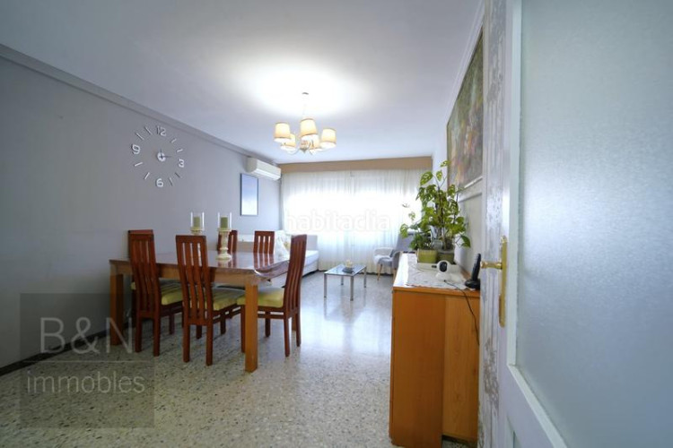 Piso espacio, luz y comodidad en una de las zonas más cotizadas en Terrassa
