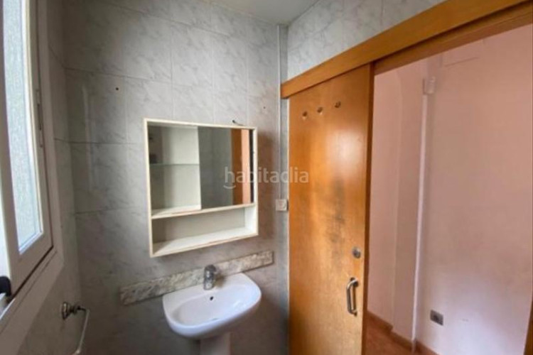 Piso  en calle soler y diffent en La Cogullada Terrassa