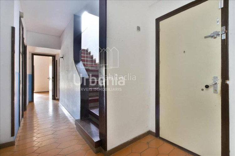 Dúplex piso con gran terraza ! en Cementiri Vell Terrassa