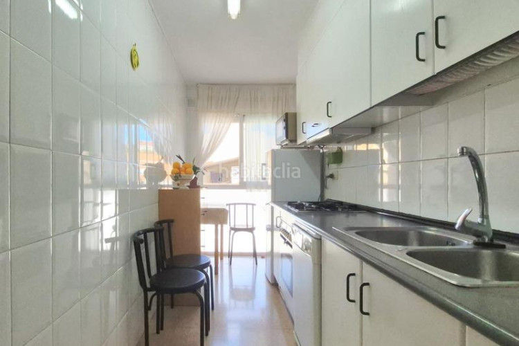 Piso pis de 4 hab amb parquing i espectacular de traster 25 m2 a la gripia en Terrassa