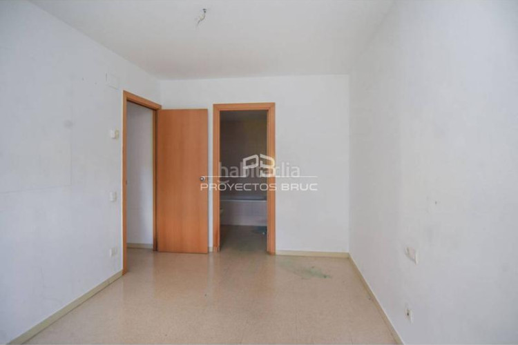 Piso  en venta en Can Roca Terrassa