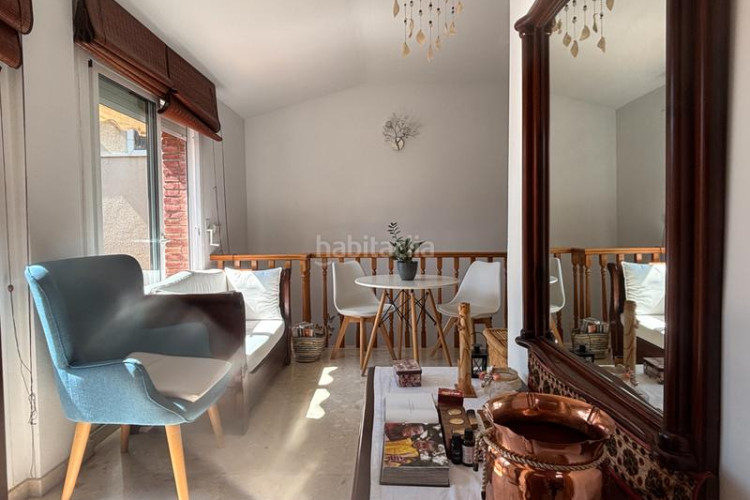 Dúplex impecable duplex en el corazón de pere parres a dos minutos del centro con parquing incluido en Terrassa