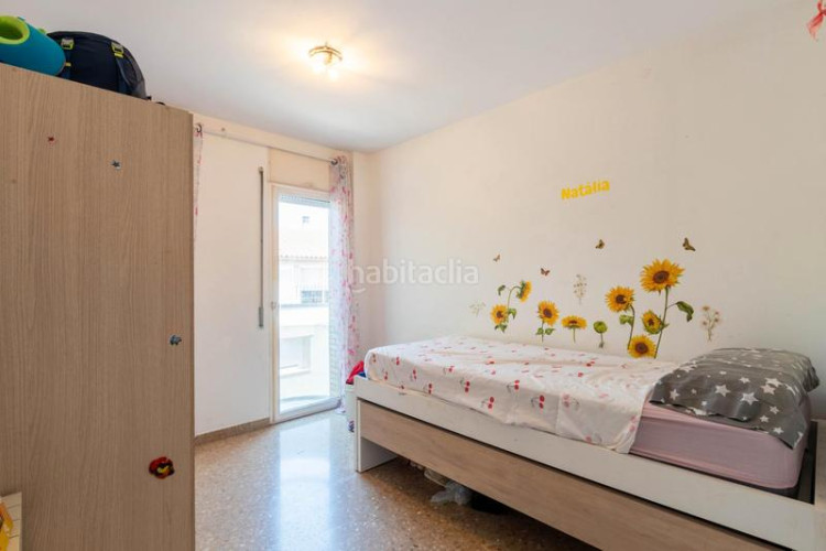 Dúplex zona centro. luminoso ático dúplex de 3habs. + 2lav. + terraza en Terrassa