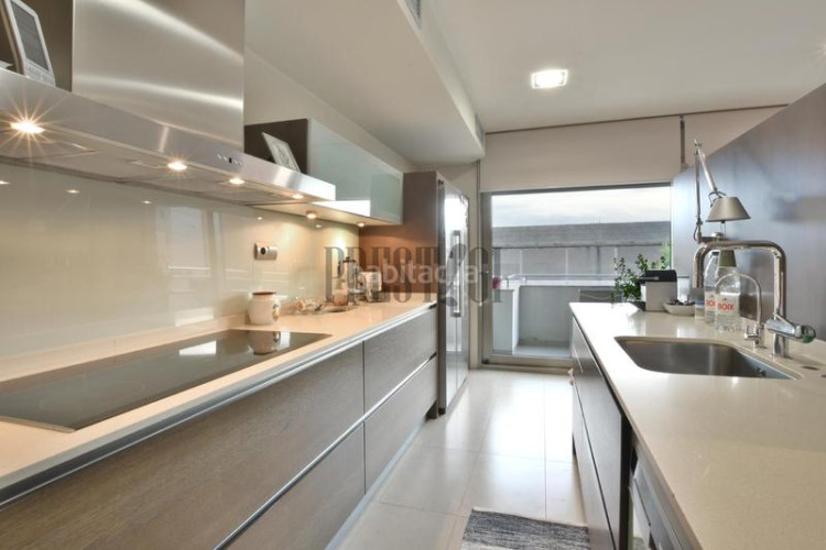 Casa espectacular casa en venta cerca de la avenida jaume i! en Terrassa