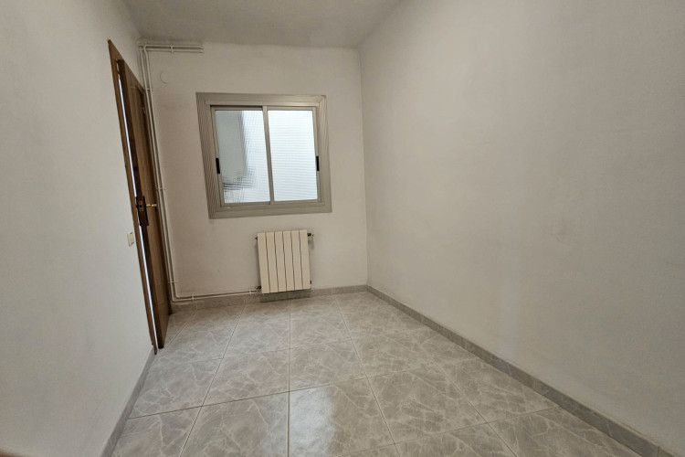 Carrer de Nu00FAria, La Maurina