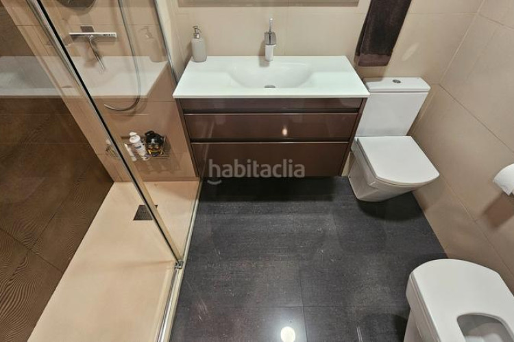 Piso en carrer de pau marsal 76 exclusiva vivienda con acabados de lujo y una ubicación inmejorable. en Terrassa